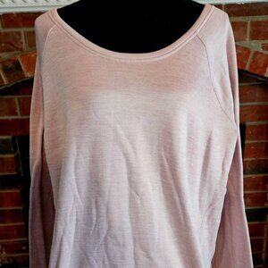 Cozy Xersion Pink Sweatshirt with Hoody Pocket. XL